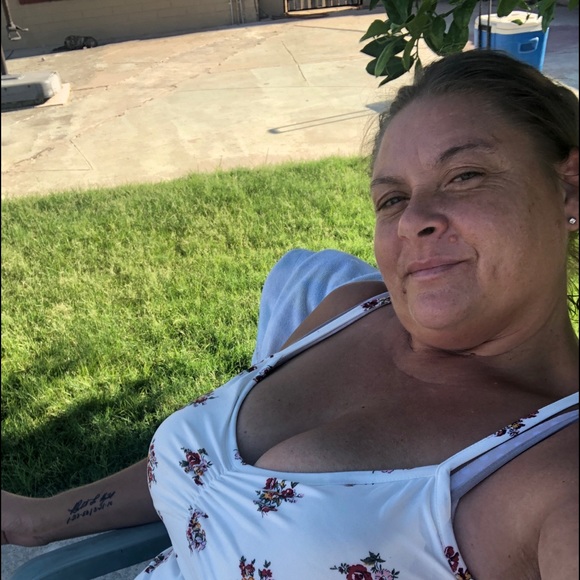 Meet your Posher, Dawn - Picture 1 of 1